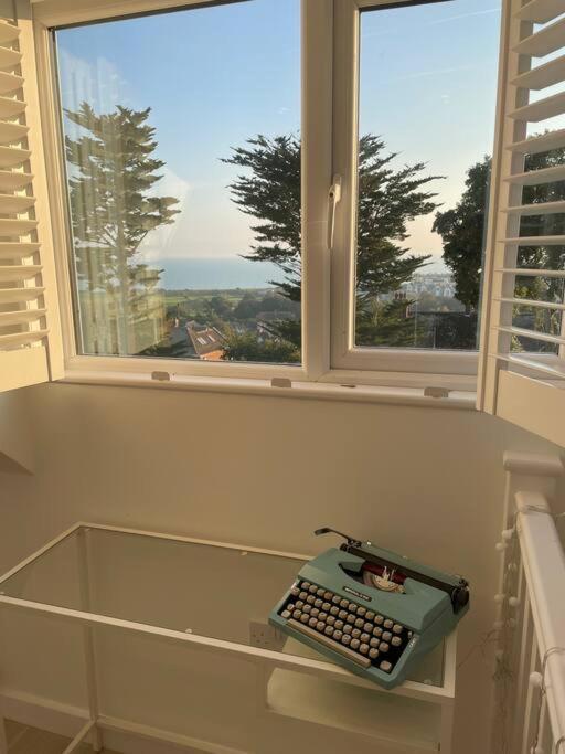 The Bolt Hole Hythe Panoramic Coast And Sea Views Villa Dış mekan fotoğraf